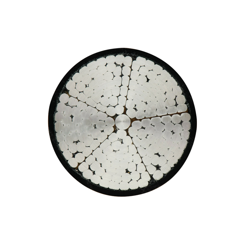 สายไฟหุ้มฉนวน XLPE สำหรับแรงดันไฟฟ้า 3.6 / 6kV -26 / 35kV